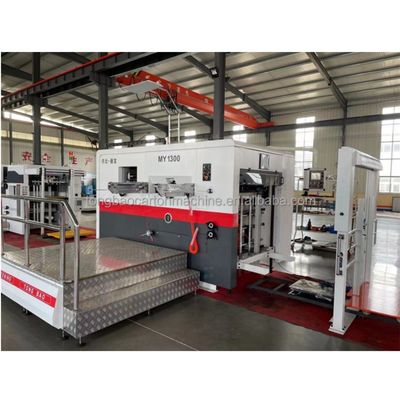 Macchine semiautomatiche per il taglio e la creatura di piastre per scatole di cartone a forma speciale