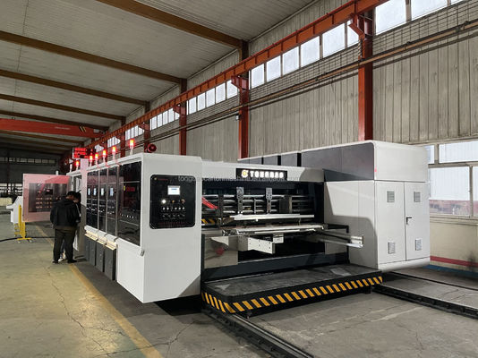 4 colori Stampatura Scalatura-taglio a stampo cartellone Colla Strapping Box Making Line Machine