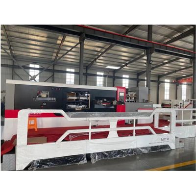 Macchina di taglio a fuso per la linea di produzione di scatole a piattaforma corrugata ad alta velocità