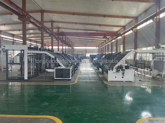 Tipo di imballaggio a pellicola Macchina per la laminazione con flauto per la fabbricazione di scatole di cartone