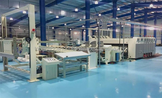 Stampa ad alta definizione in cartone ondulato a piastra flessibile Taglio a stampo con macchina di impilazione