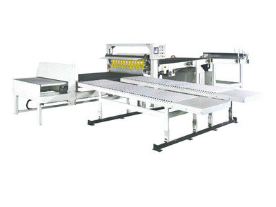 Linea di produzione con la nostra macchina di produzione di cartone ondulato