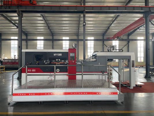 Applicazioni versatili Macchine automatiche ad alta velocità per il taglio e la creatura a stampo piatto