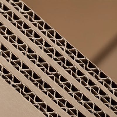 5 Ply Macchina di cartone ondulato a flauto completamente automatica per scatole di cartone ondulato
