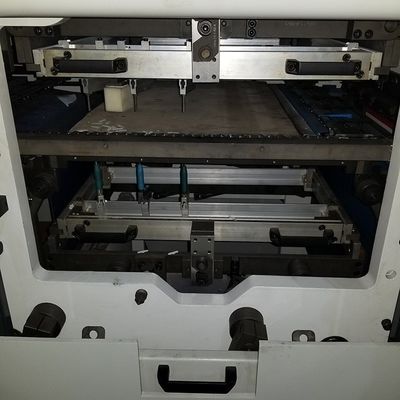 Macchine semiautomatiche per il taglio a stampo e la creatura a stampo piatto per imballaggi di grandi volumi