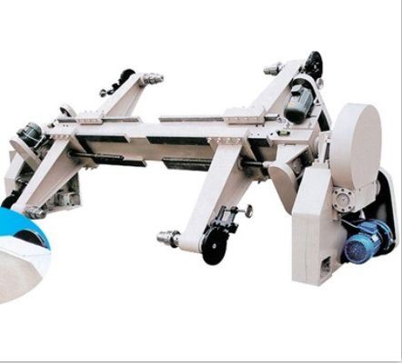 Macchina per la realizzazione di scatole ondulate a 1500 mm personalizzabile con supporto a rotoli per mulini idraulici