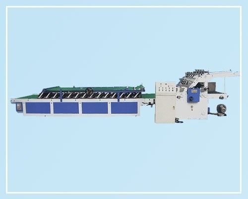 Macchina laminatrice a flauto semiautomatica per una facile integrazione nella linea di produzione
