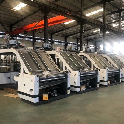 La macchina laminatrice automatica a flauto versatile da 400 mm per varie applicazioni