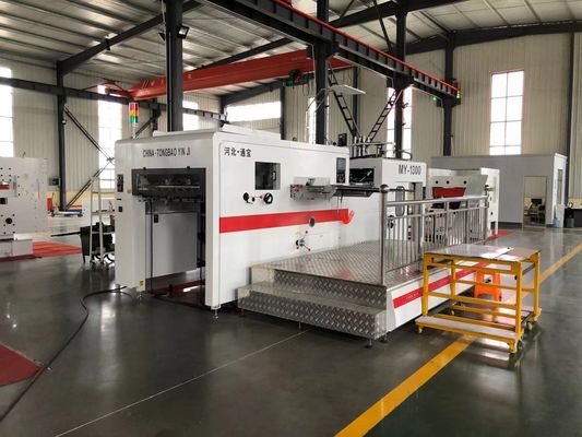 Macchina per la creatura di scatole con larghezza 500 mm Capacità 5500 fogli/ora Taglio automatico a stampo