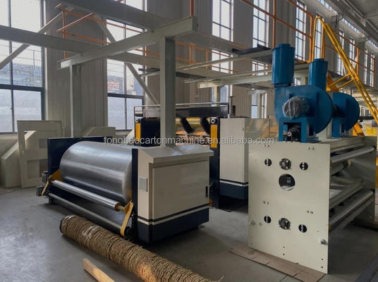 Macchina azionata elettricamente per la produzione di cartone ondulato a 2 pli per la produzione di scatole