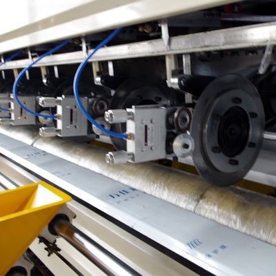 Macchine automatiche per il taglio del cartone ondulato
