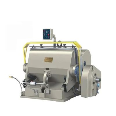 Dispositivo semiautomatico per il taglio a stampo per cartone ondulato