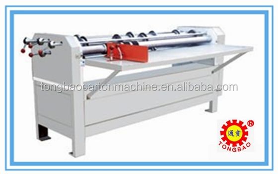 Slitter e scorer di cartone ondulato con materiale di imballaggio di plastica per laminare la carta