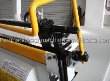 20 pezzi/min ML1100/1300 Macchina manuale per il taglio a strisce per cartone di carta