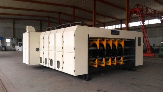 Migliora il tuo processo di imballaggio con la nostra macchina automatica per la fabbricazione di scatole di cartone ondulato
